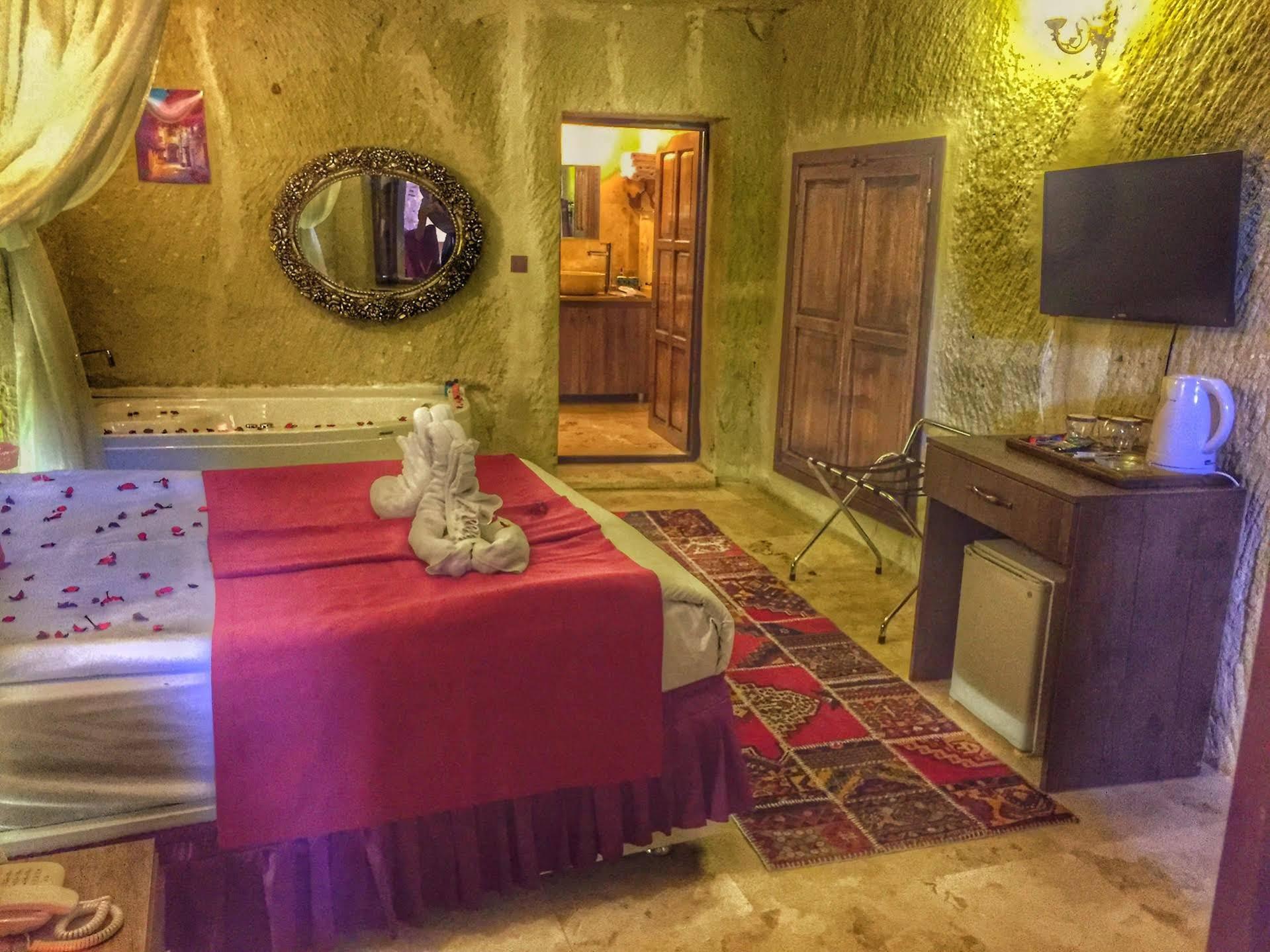 Marvel Of Cappadocia Hotel เกอเรเม ภายนอก รูปภาพ